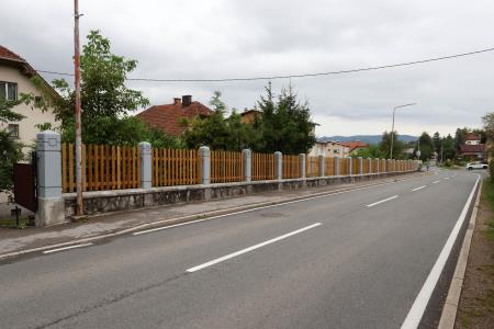 OBNOVA OGRAJE NA RAKEKU 02 FOTO LJUBO VUKELIČ